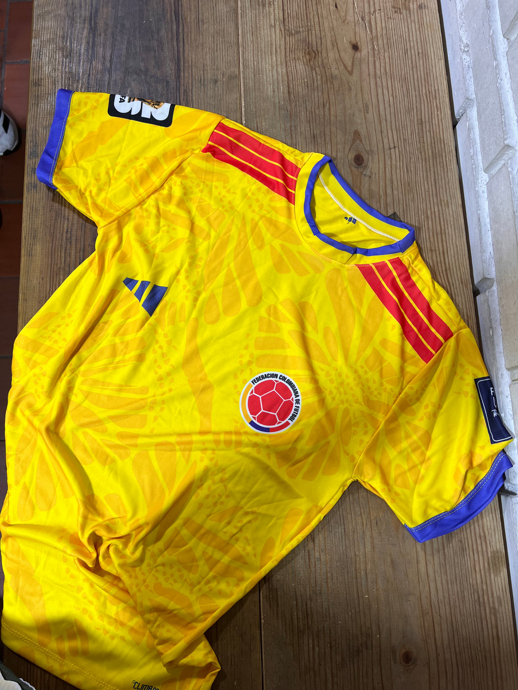 🇨🇴 Lleva el orgullo de Colombia en el pecho